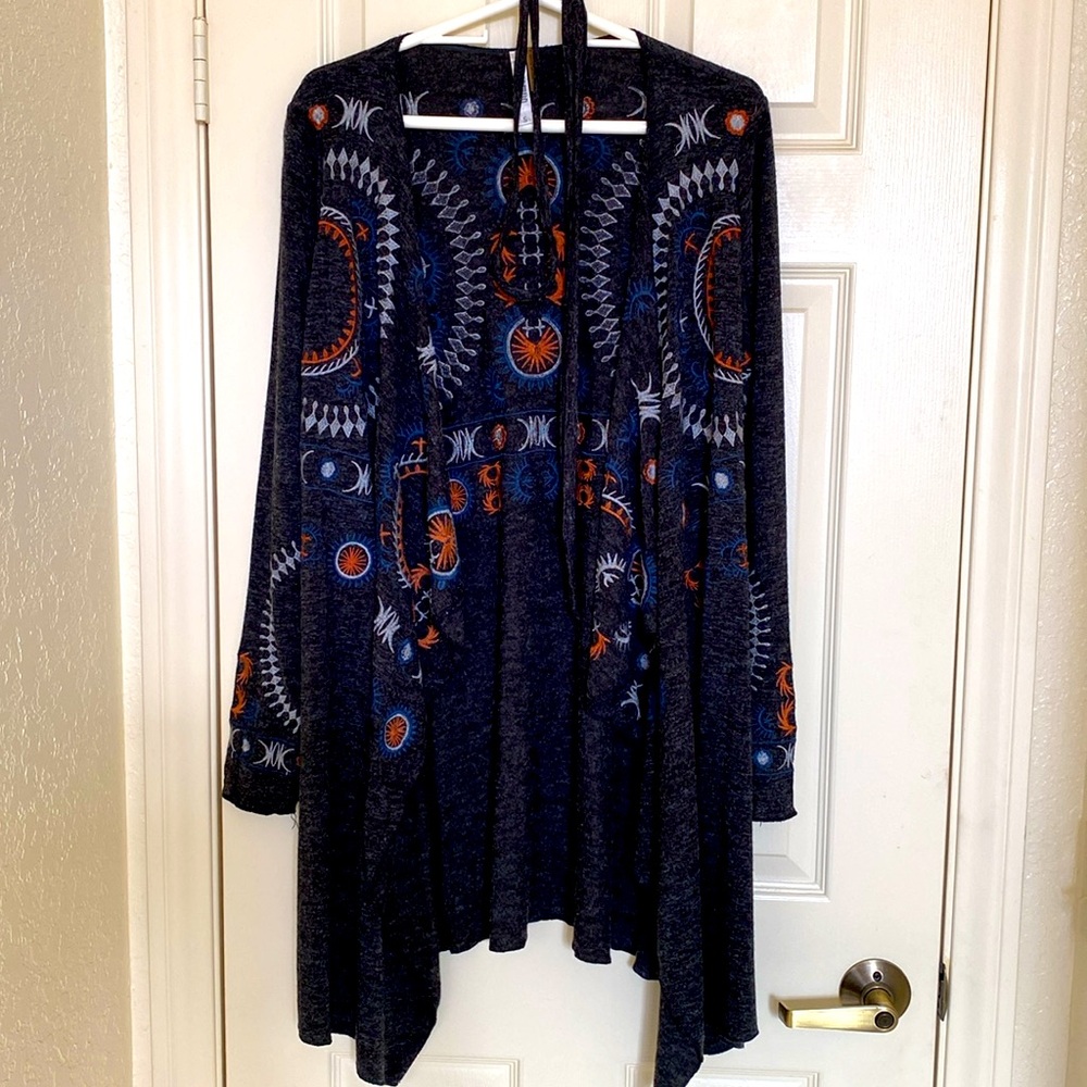 Monoreno Gray Embroidered Sweater